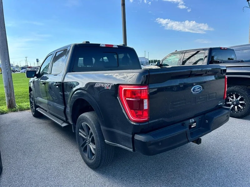Used 2022 Black Metallic Ford XLT 4WD SuperCrew 5.5