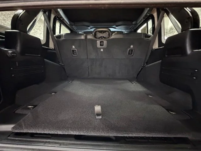 Used 2021 Black Jeep Unlimited Sahara Altitude image 11