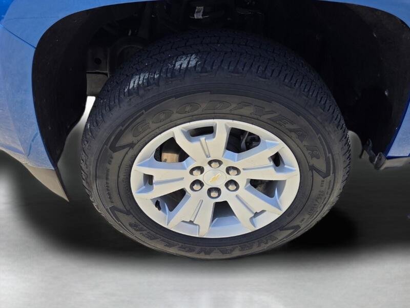 Certified Used 2021 Bright Blue Metallic CHEVROLET 2WD CREW CAB 128" LT image 9