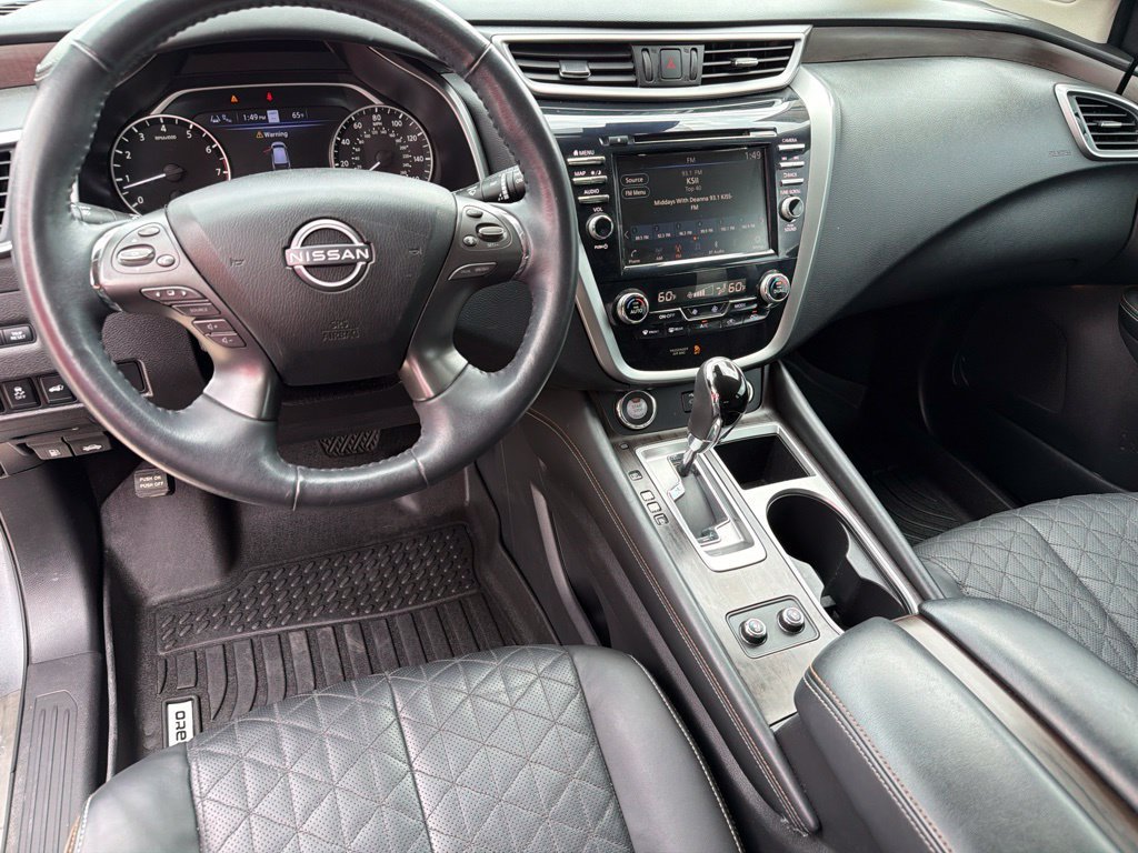Used 2024 Gray Nissan Platinum image 15