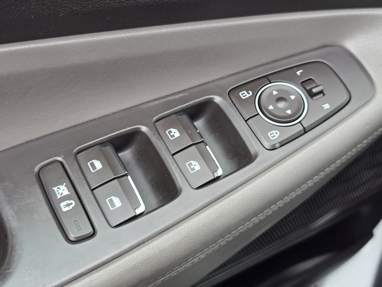 Used 2020 Gray Hyundai SEL image 22