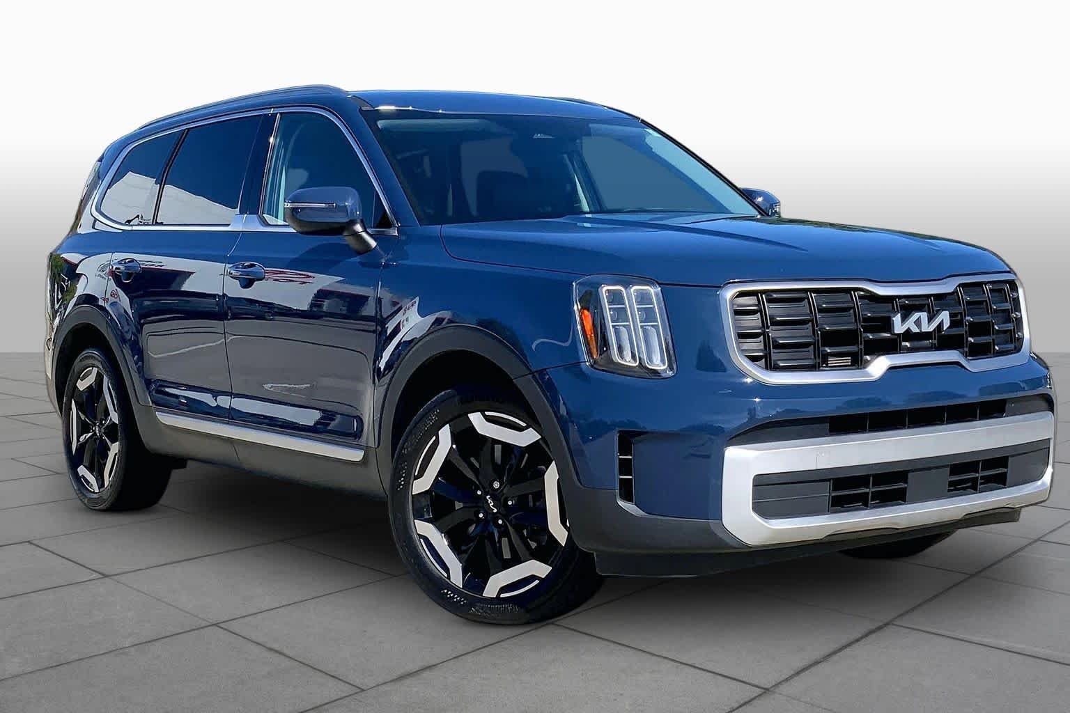 Pre-Owned 2024 Kia Telluride S