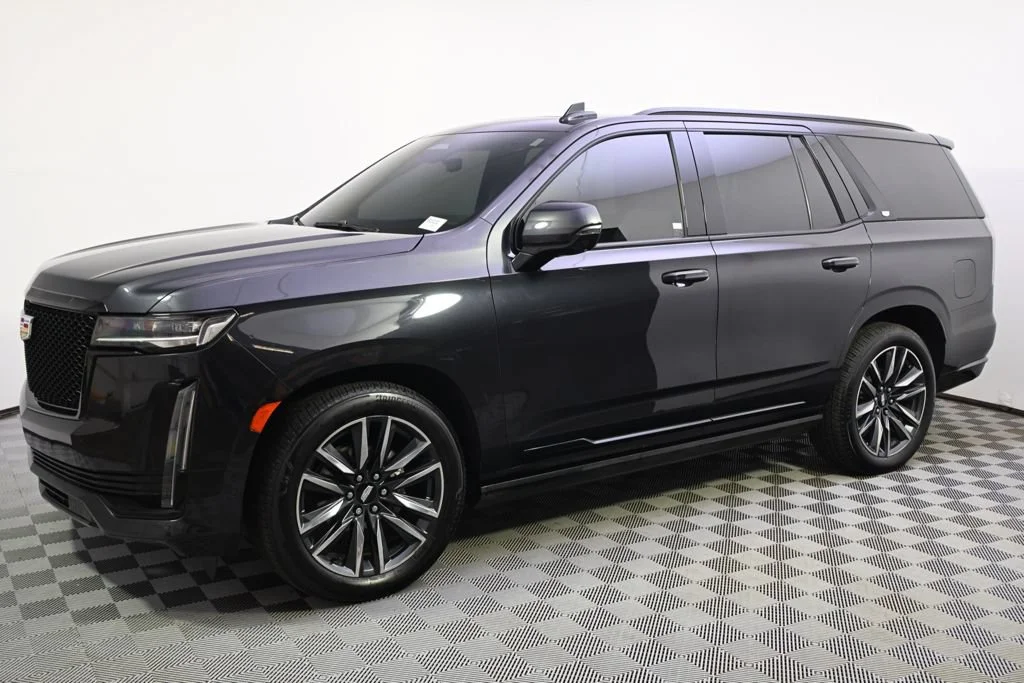 Used 2022 Galactic Gray Metallic Cadillac Sport Platinum image 2