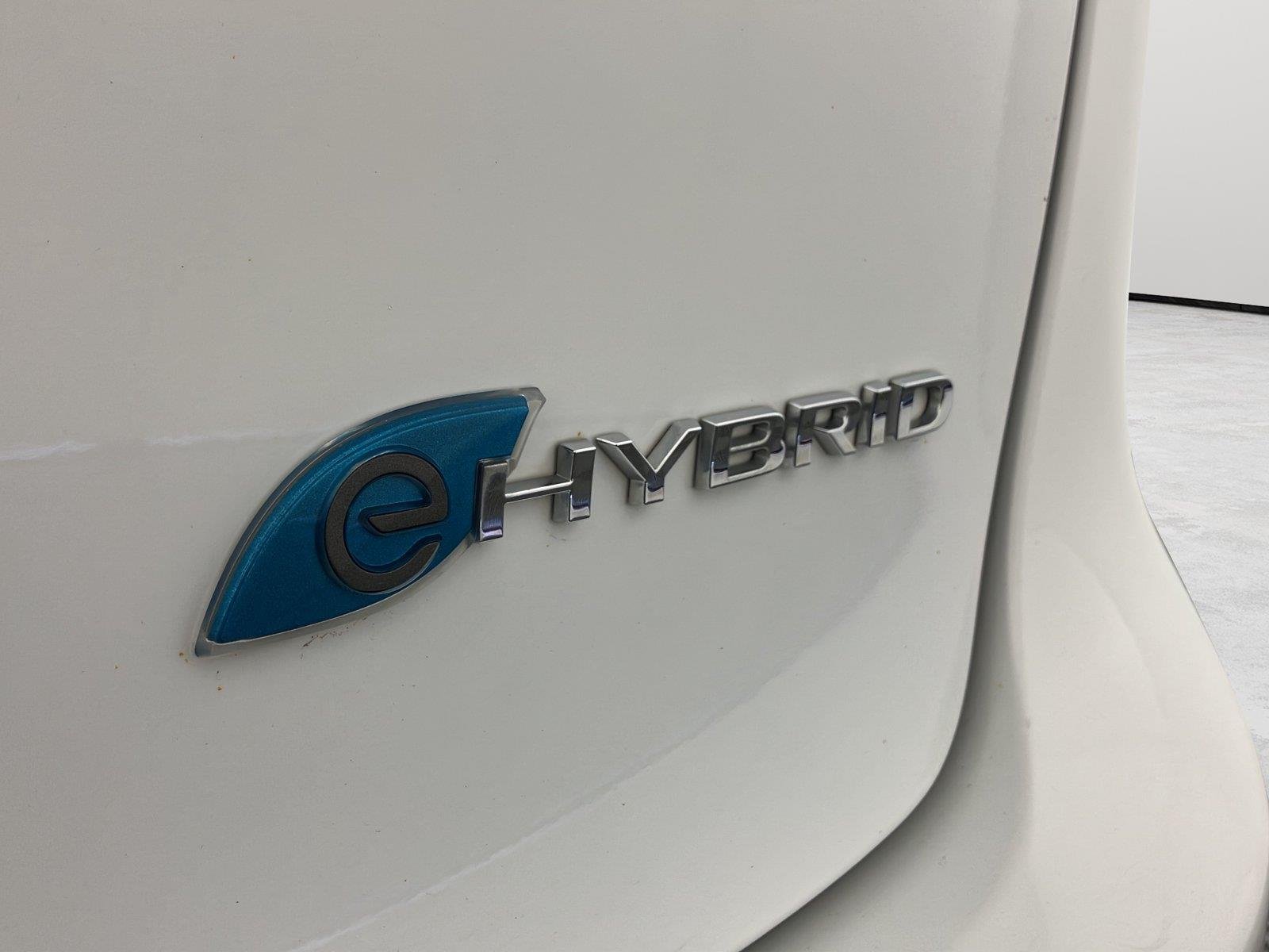 Used 2023 Bright White Clearcoat Chrysler Hybrid Touring L image 39