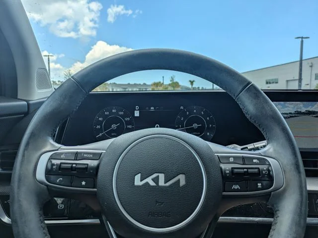 Used 2023 Red Kia SX image 31