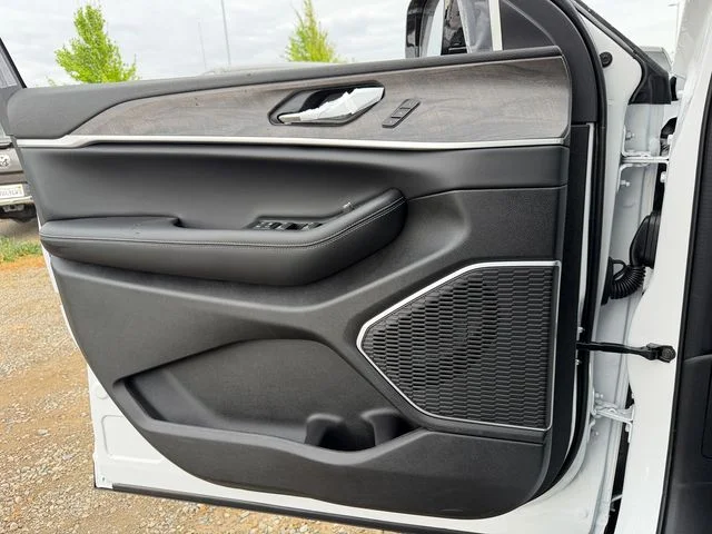New 2026 White Jeep Limited image 13