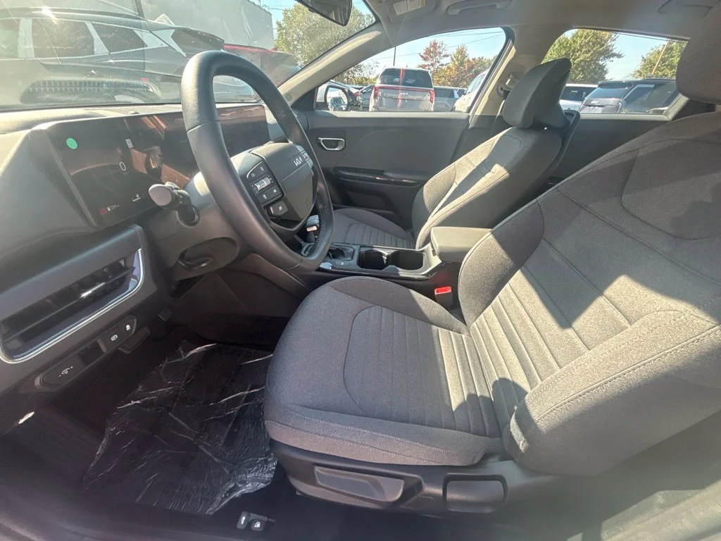 Used 2025 White Kia EX image 11