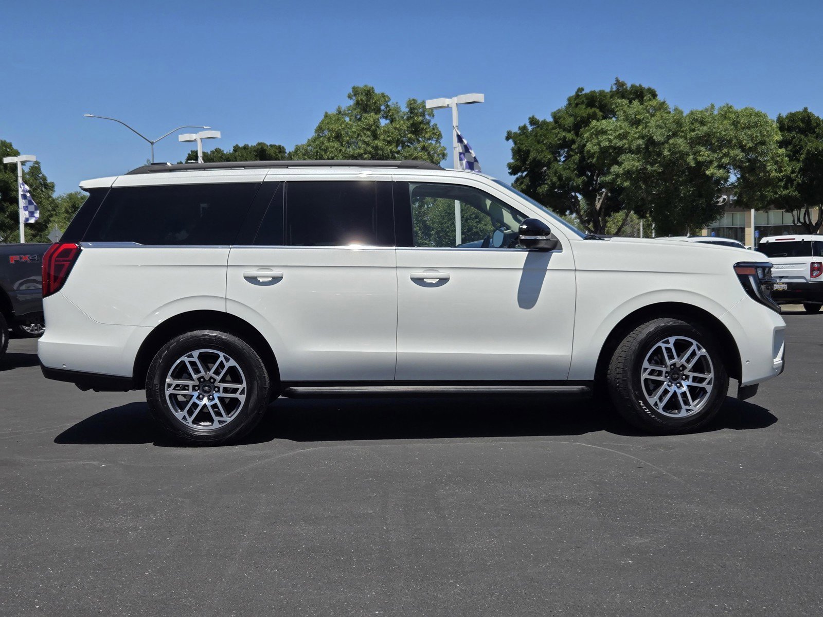 Used 2025 White Ford Active image 3