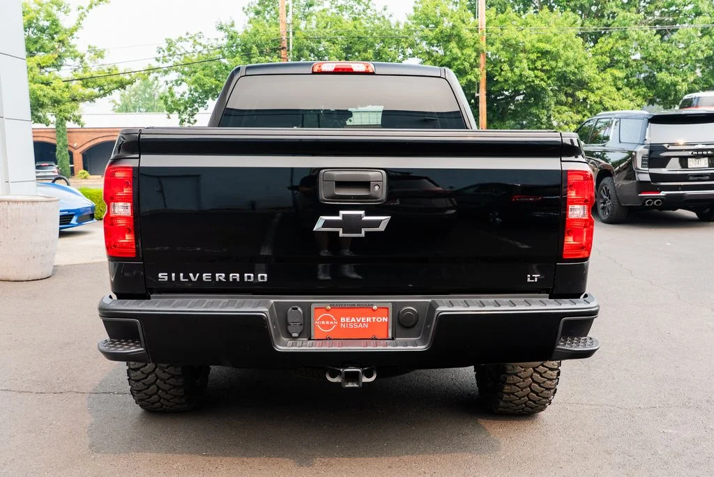 Used 2018 Black Chevrolet LT image 5