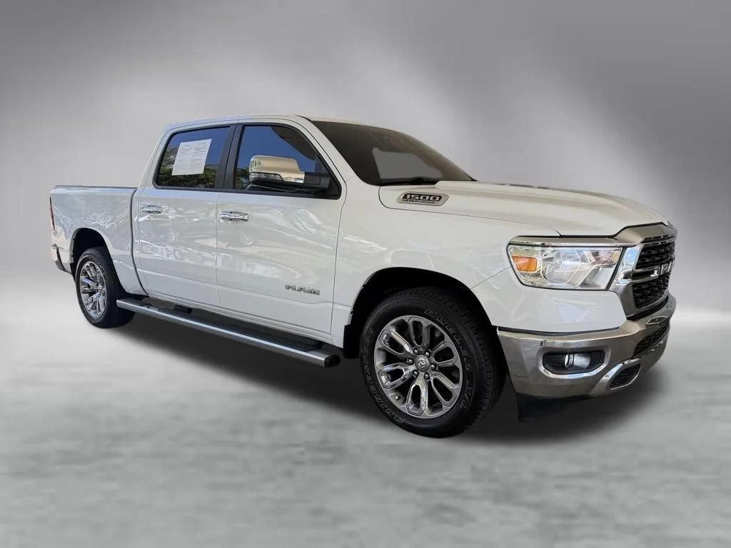 Used 2023 White Ram Big Horn/Lone Star image 2