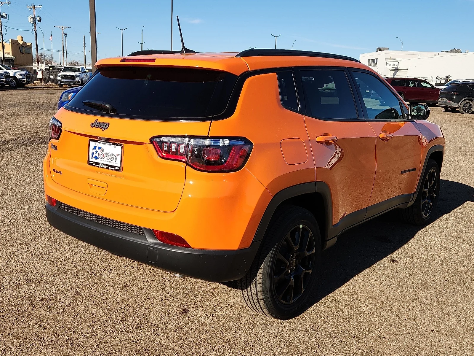 New 2026 Orange Jeep LATITUDE ALTITUDE 4X4 image 4