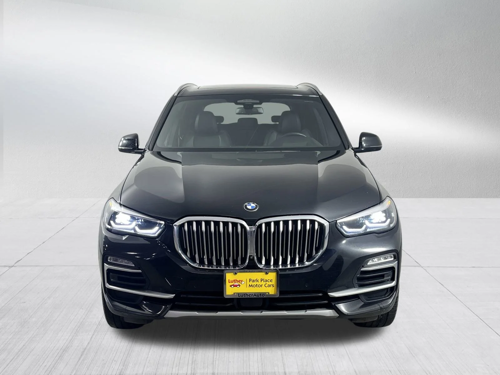 Used 2021 BMW X5 40i with VIN 5UXCR6C09M9D80394 for sale in Rochester, Minnesota