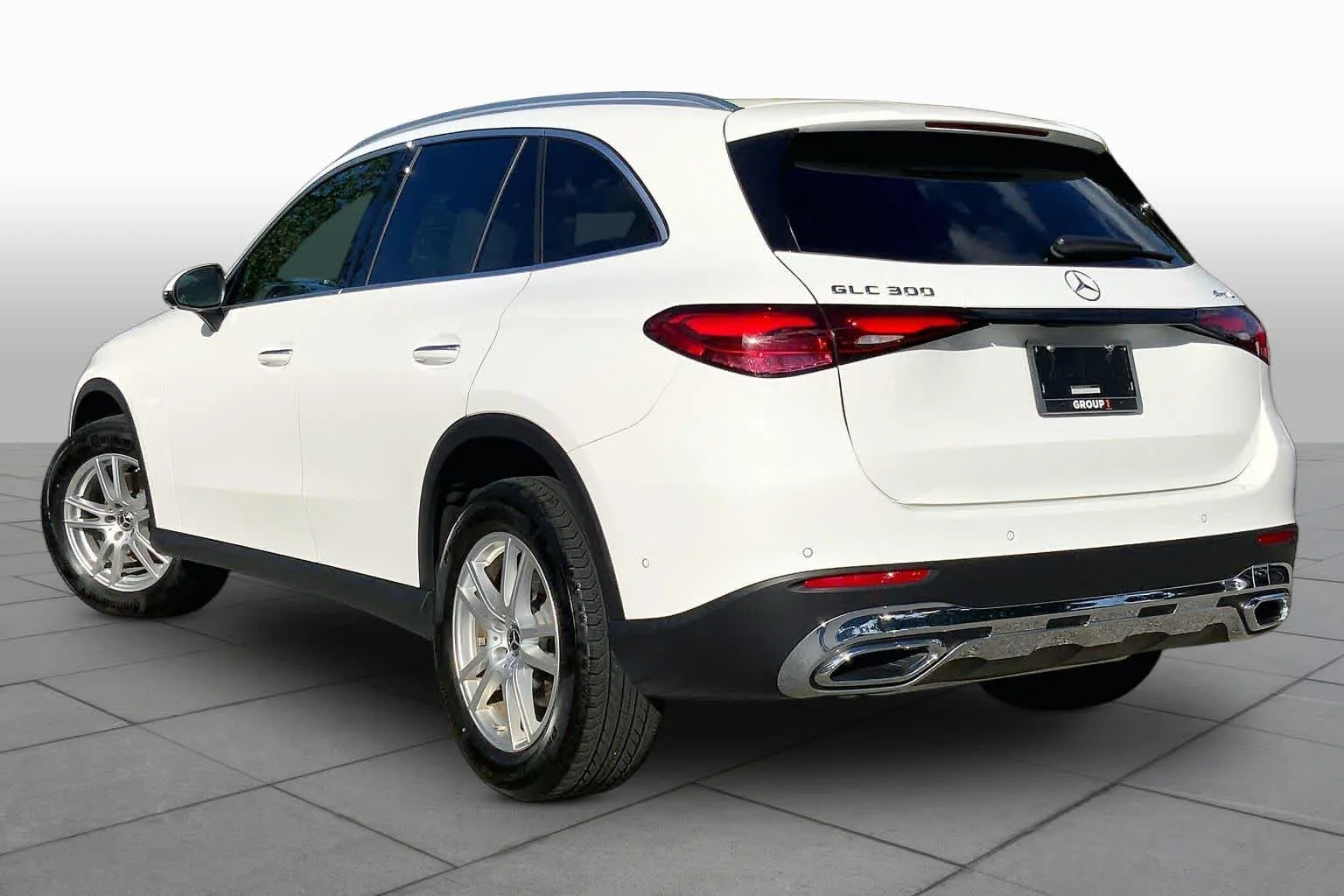 Certified Used 2025 Polar White Mercedes-Benz GLC 300 image 12