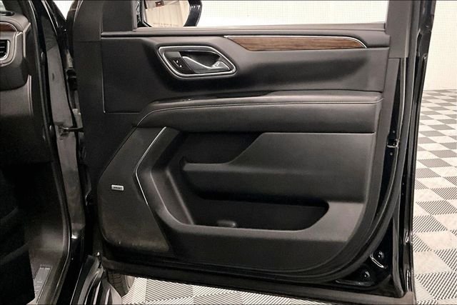 Used 2023 Black Chevrolet Premier image 22