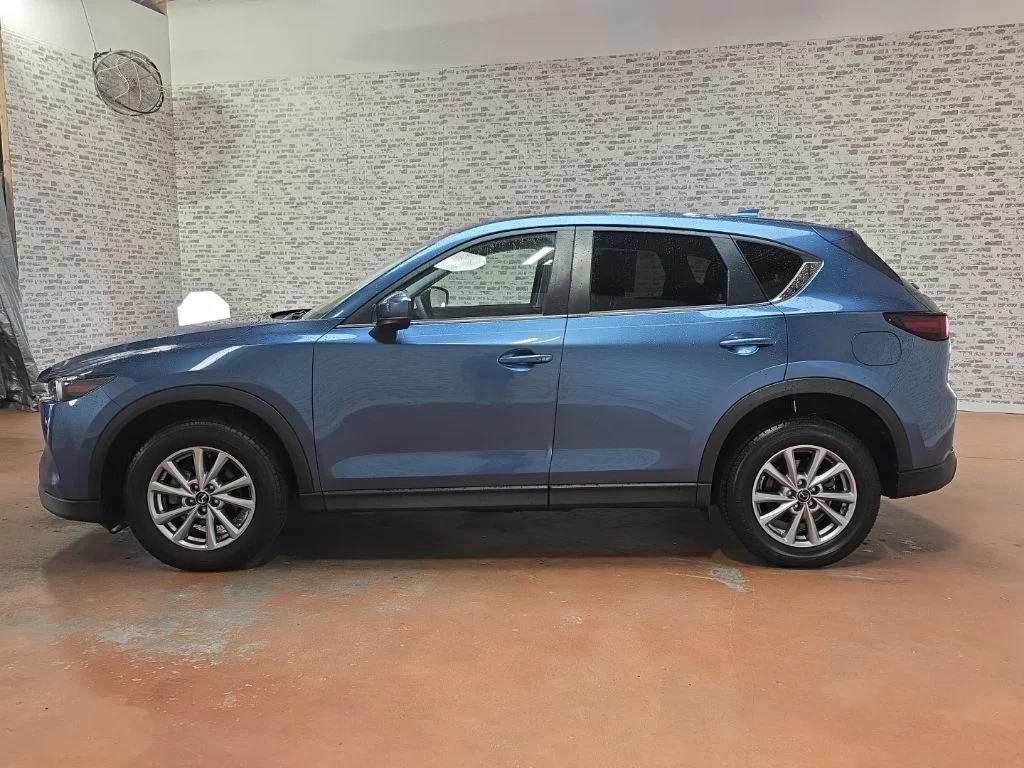 Used 2023 Blue Mazda 2.5 S Preferred Package image 4