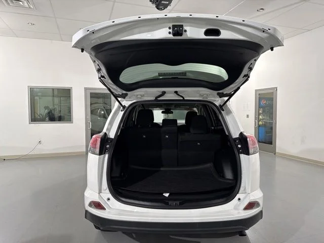 Used 2017 White Toyota LE image 12