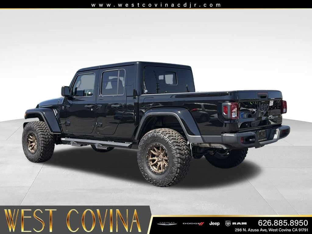 New 2026 Black Clear-Coat Exterior Paint Jeep Sahara image 11