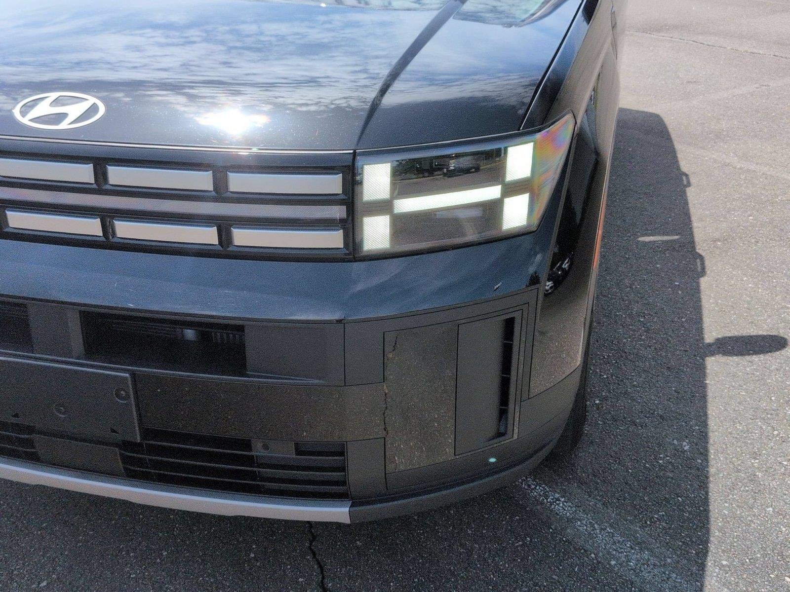 Used 2026 Phantom Black Hyundai SEL image 9