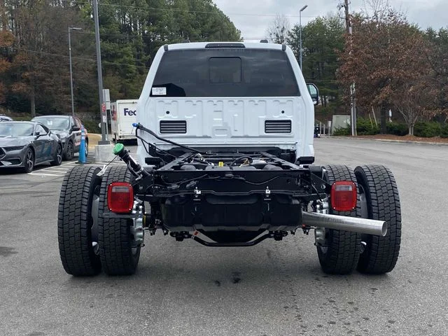 New 2026 Oxford White Ford XL image 4