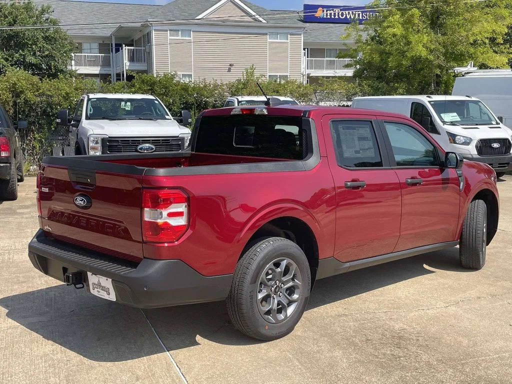New 2026 Red Ford XLT image 3