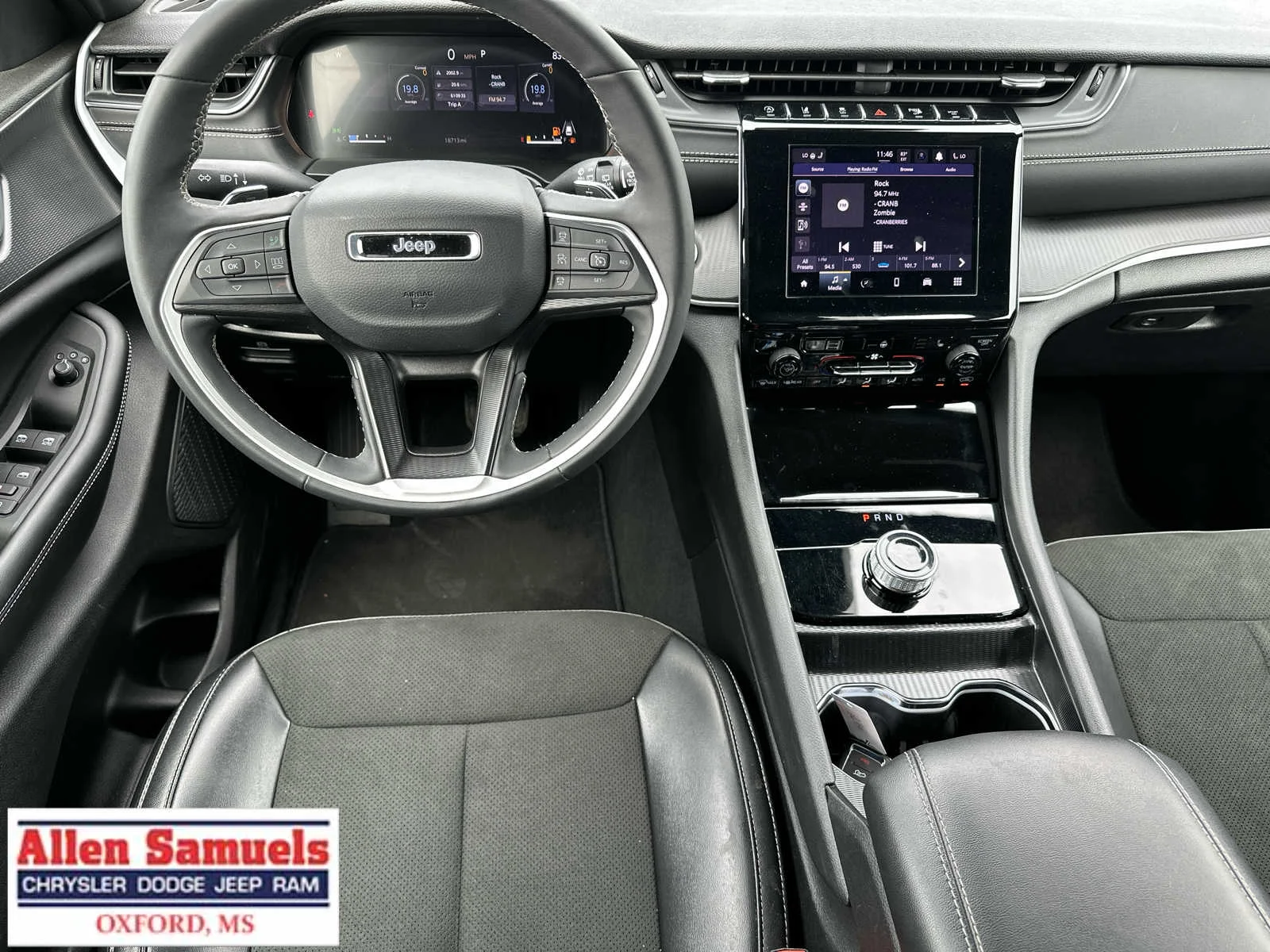 Used 2025 Bright White Clearcoat Jeep Altitude image 14