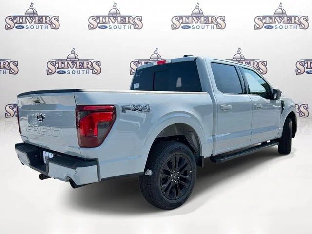 New 2026 White Ford XLT image 3