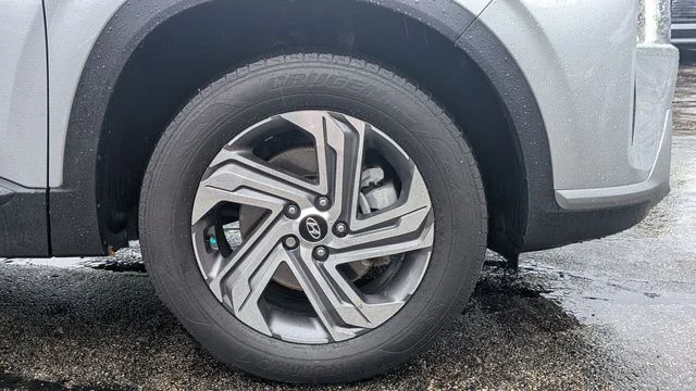 Certified Used 2023 Silver Hyundai SEL image 9