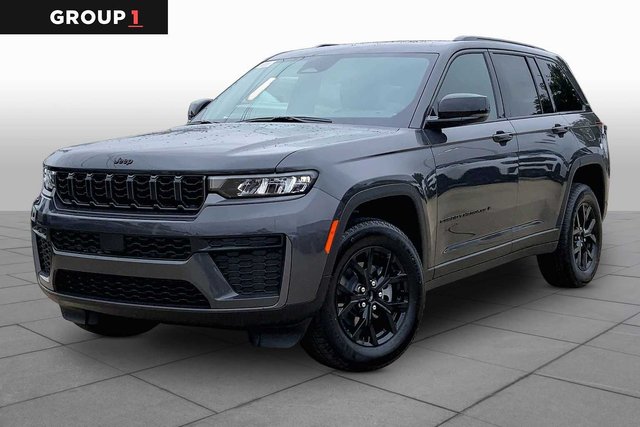 New 2026 Jeep Grand Cherokee Laredo Altitude With Navigation &amp; 4WD - Offsite Location