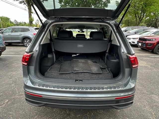 Used 2023 Gray Volkswagen 2.0T SE image 14