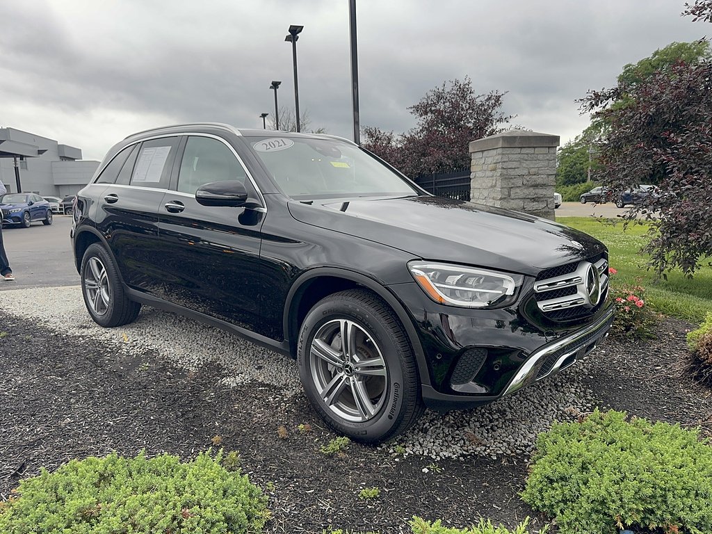 Used 2021 Black Mercedes-Benz GLC 300 4MATIC® image 5