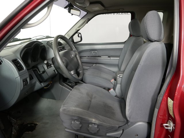 Used 2004 Red Brawn Metallic Nissan Extended Cab SVE image 9