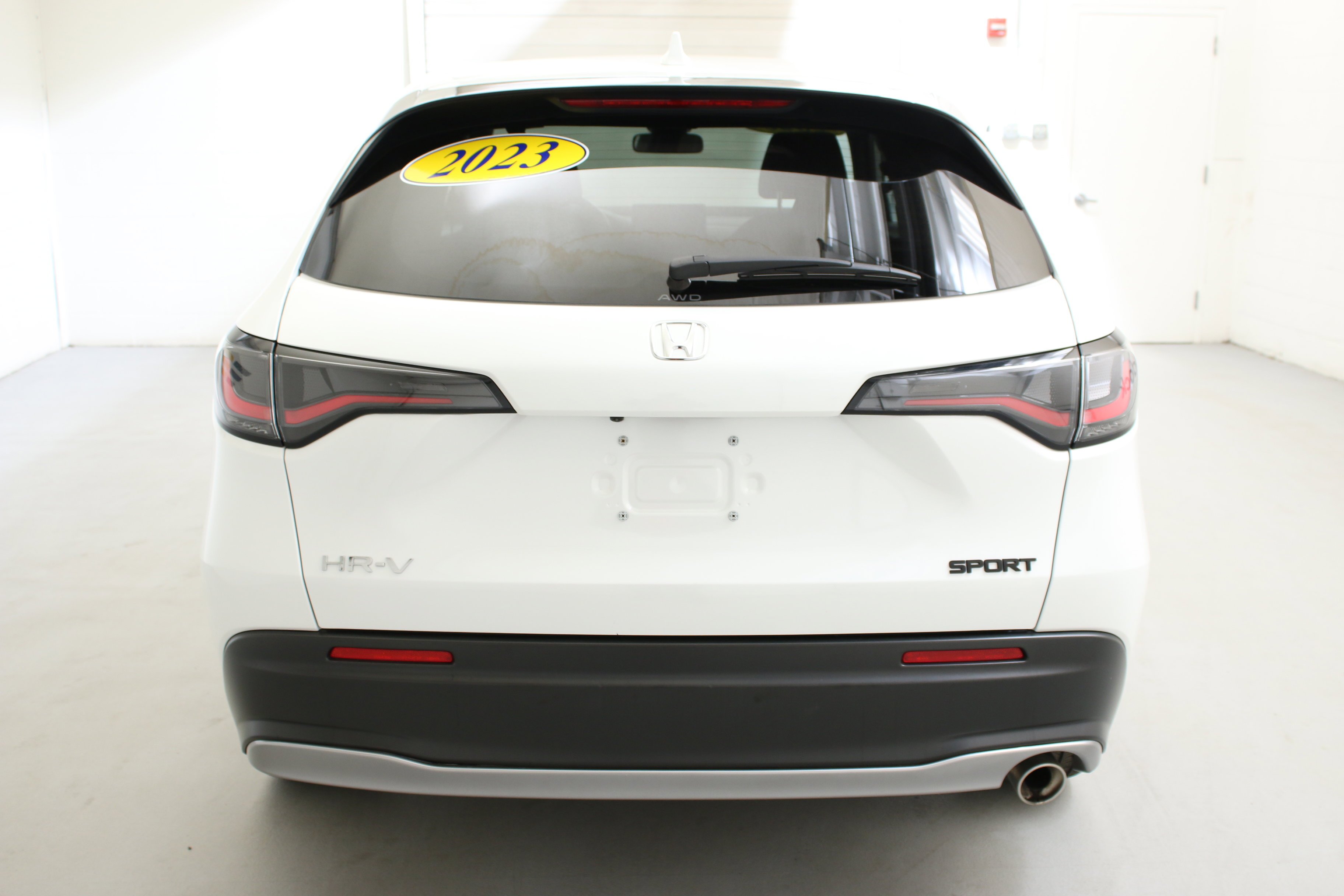 Used 2023 White Honda AWD Sport image 7