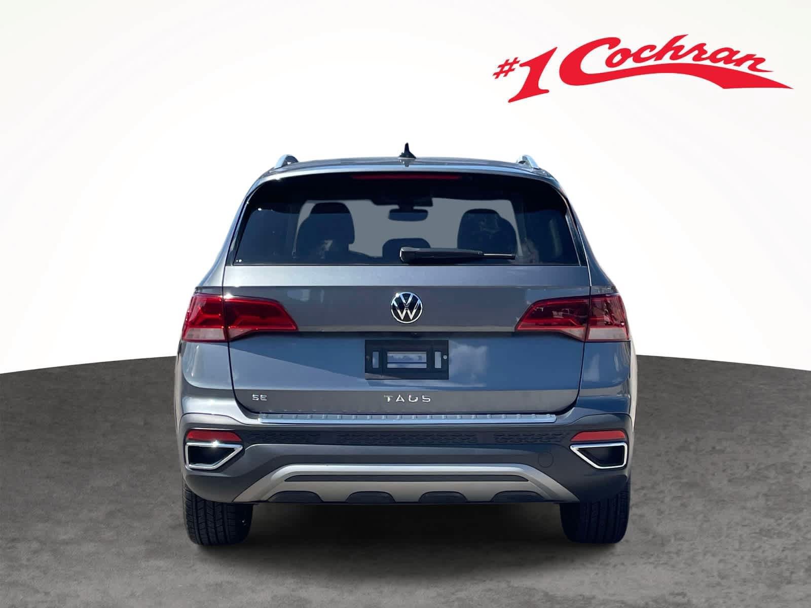Used 2023 Platinum Gray Metallic Volkswagen SE image 12