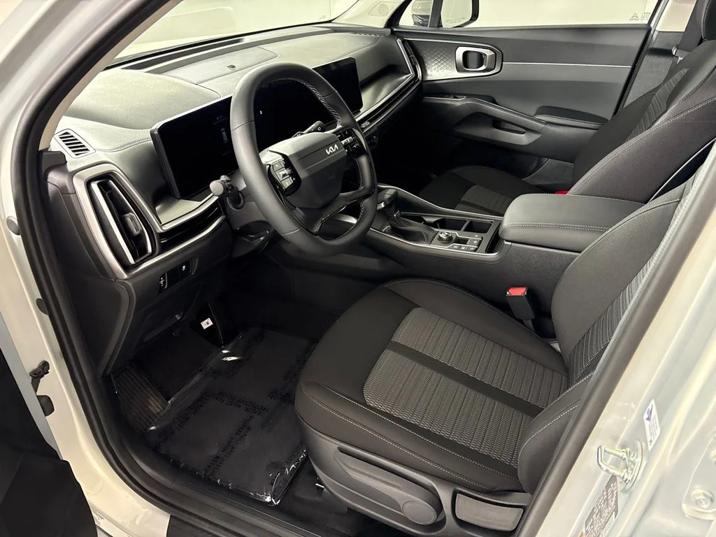 New 2026 Ivory Silver Kia LX image 27