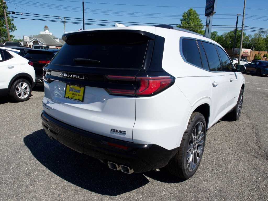 2026 GMC Acadia Denali Ultimate - Photo 6