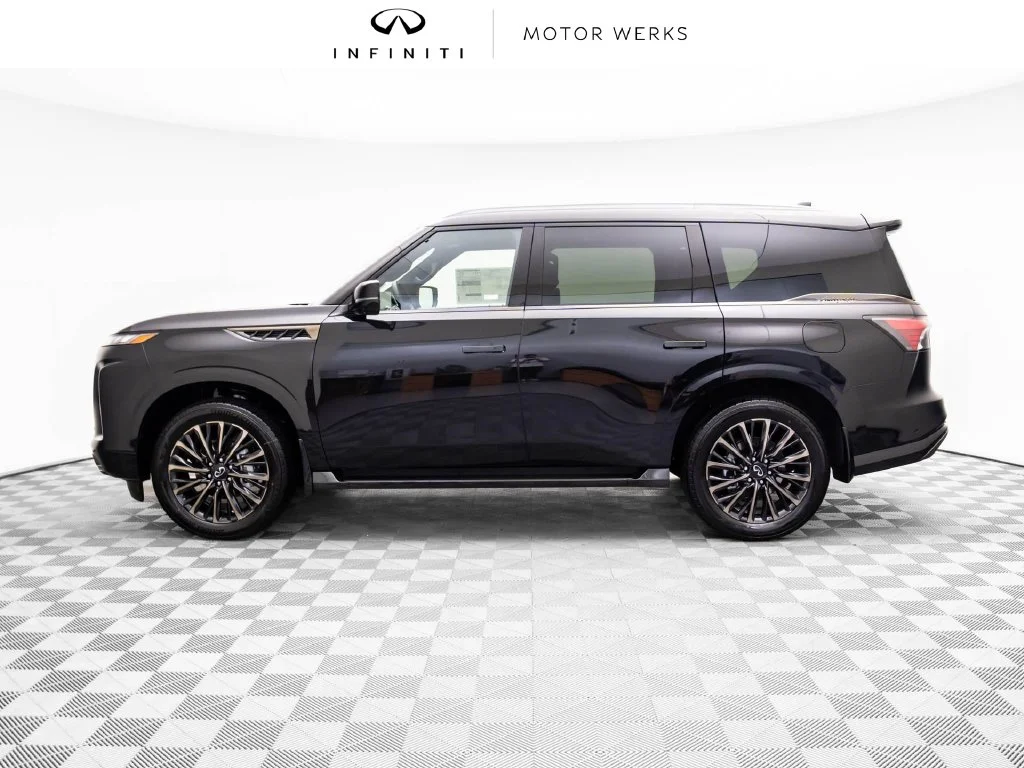 New 2027 Black INFINITI Autograph 4WD image 2