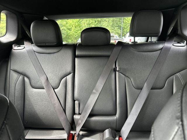 Used 2025 Red Jeep Limited image 27