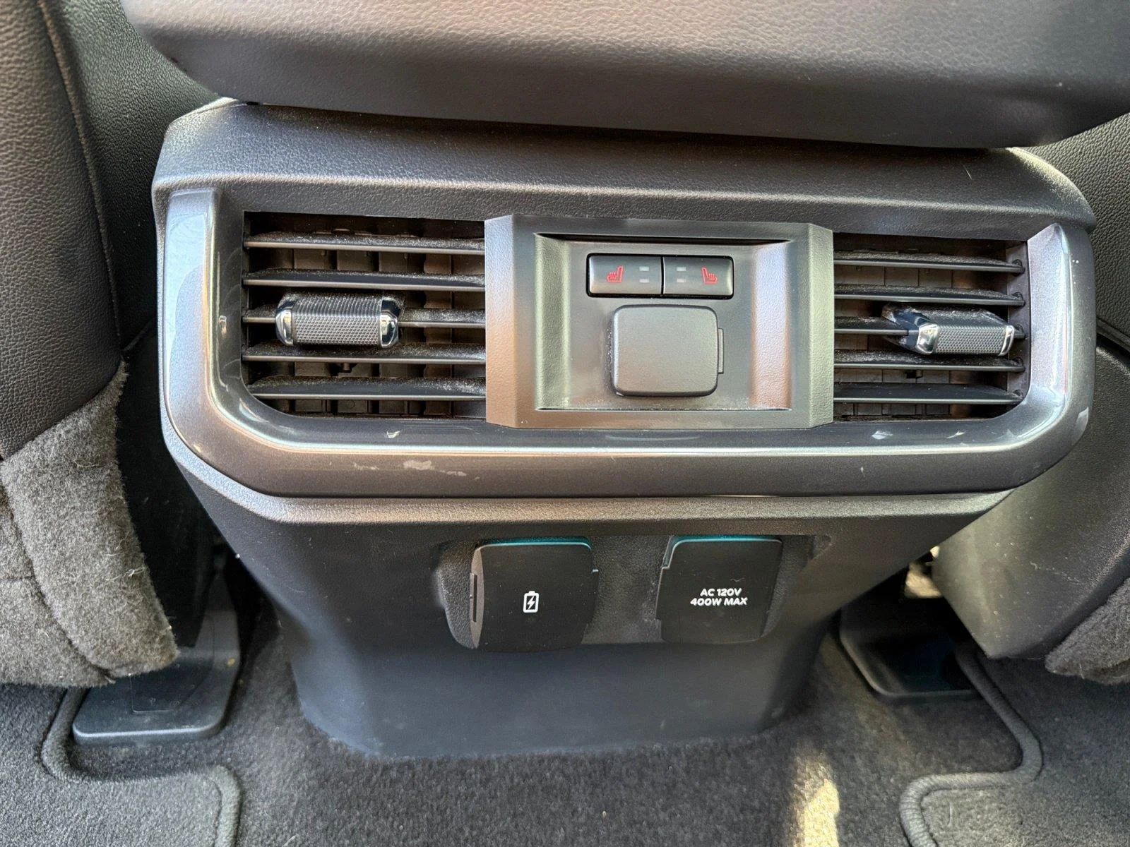 Used 2023 Iconic Silver Ford LARIAT image 22