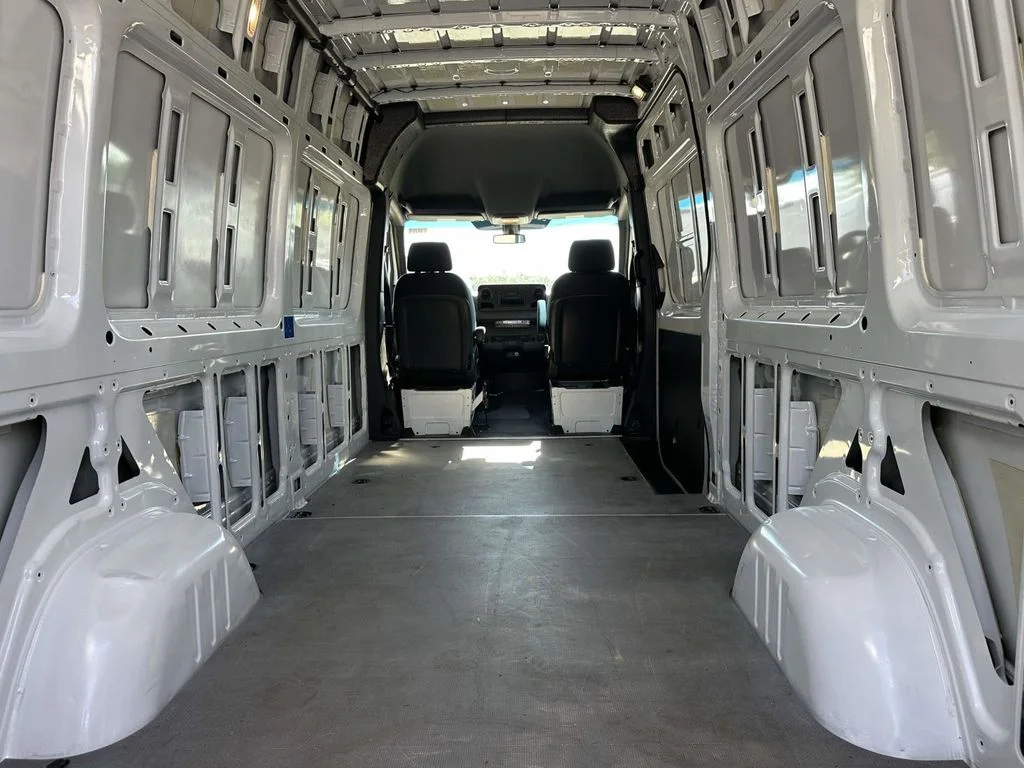 Used 2021 White Mercedes-Benz Cargo 170 WB image 19