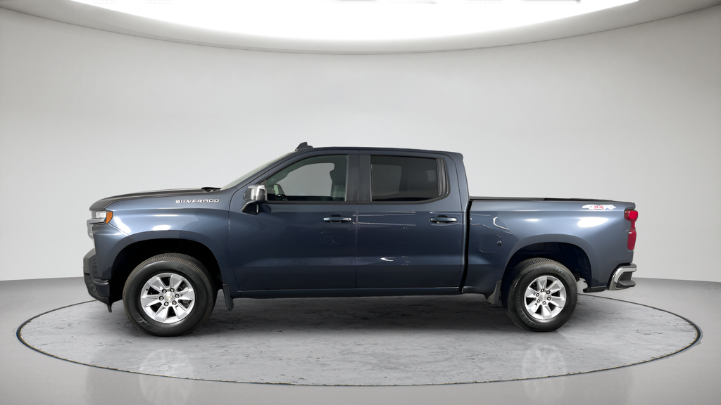 Used 2021 Gray Chevrolet LT image 6