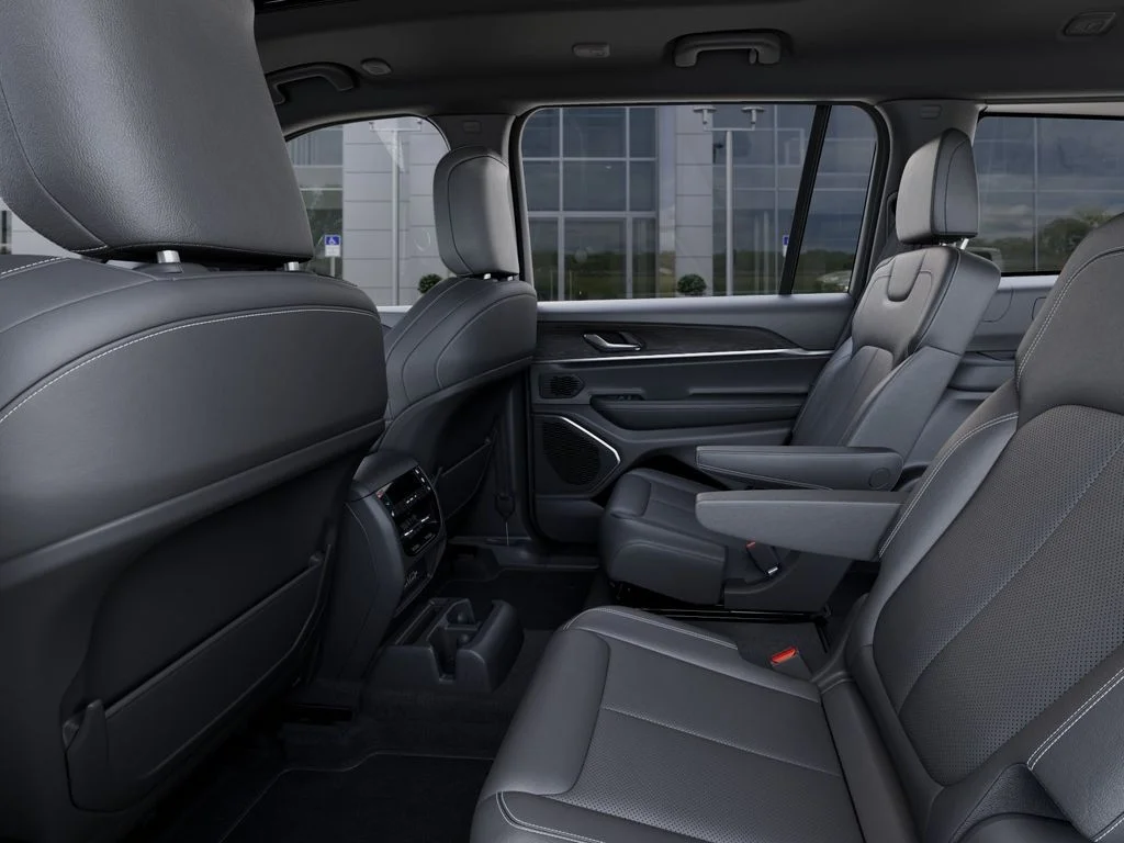 New 2026 Steel Blue Exterior Paint Jeep Limited image 23