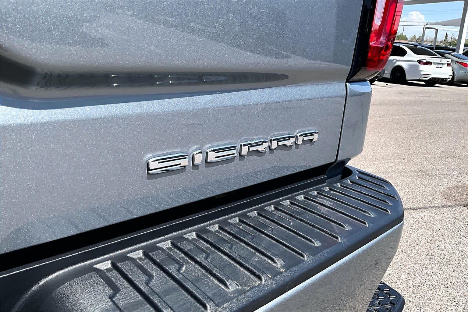 Used 2024 Sterling Metallic GMC Denali Ultimate image 9