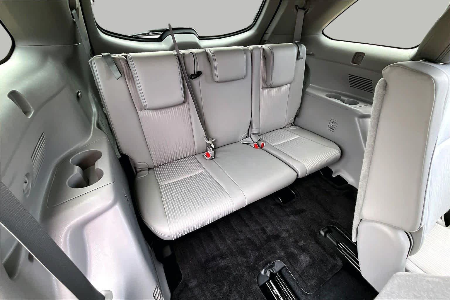 Used 2018 Celestial Silver Metallic Toyota LE Plus image 19