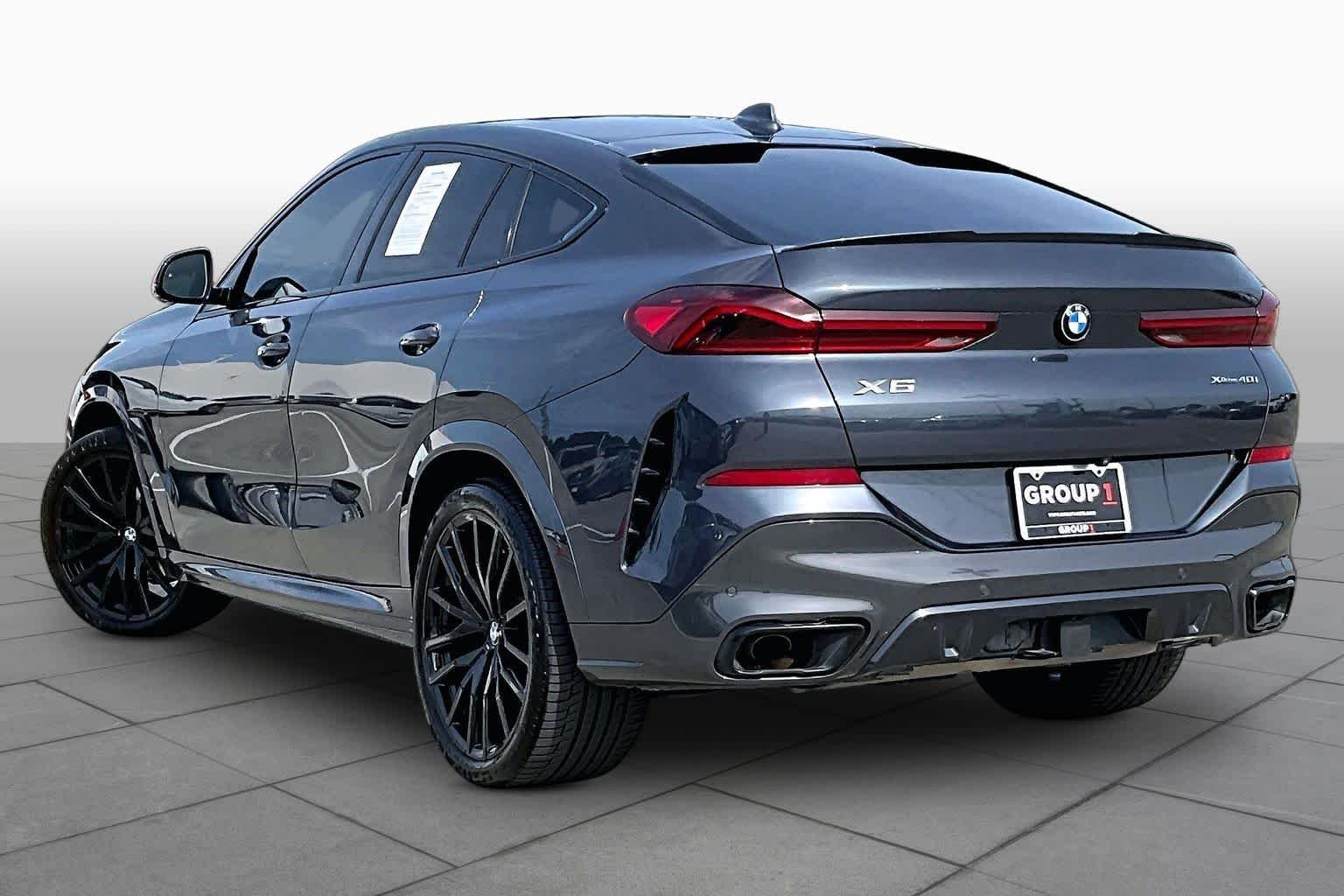 Used 2021 Arctic Gray Metallic BMW xDrive40i image 11