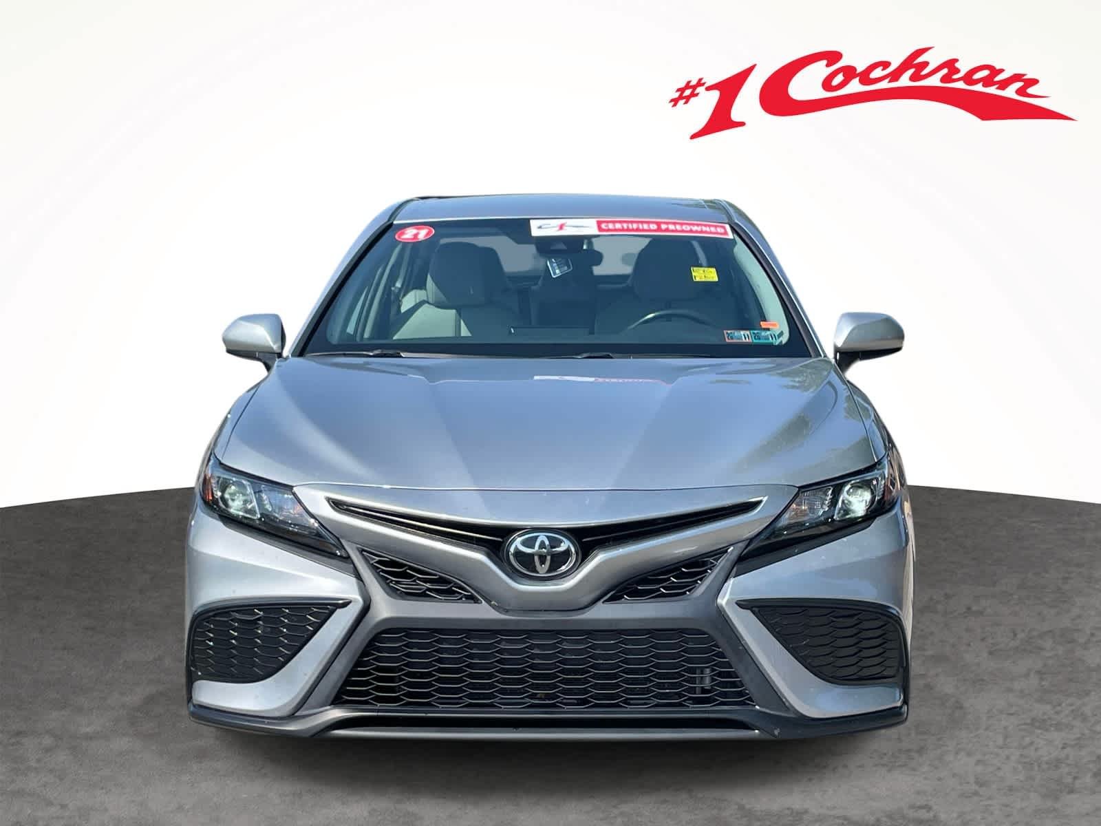 Used 2021 Silver Toyota SE image 17