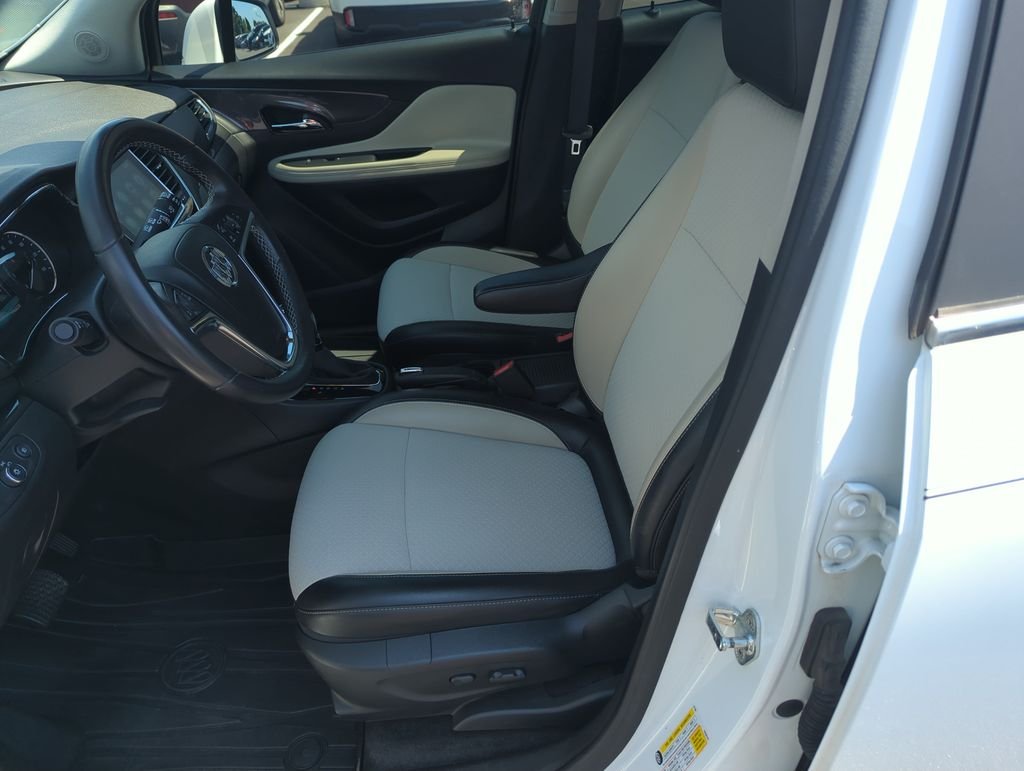 Used 2019 White Buick Sport Touring image 12