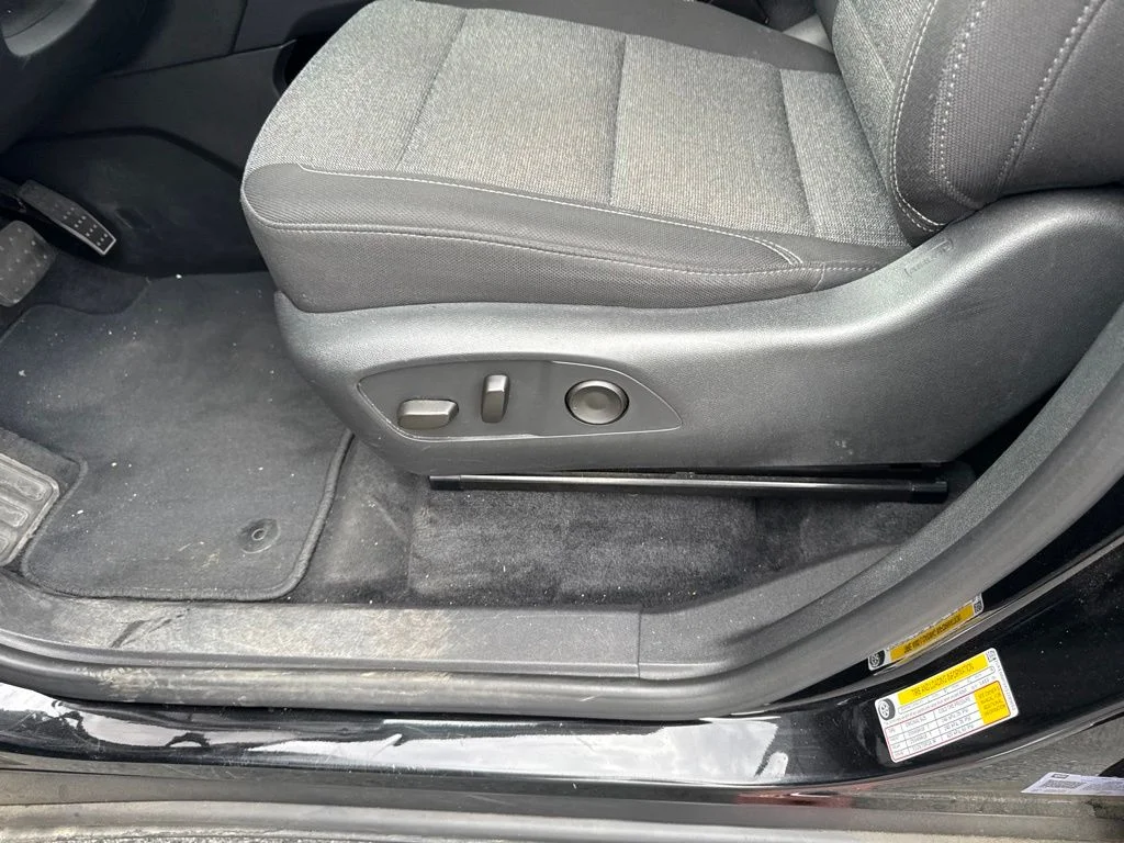 Used 2025 Black GMC Elevation image 5