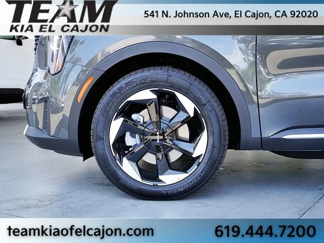 New 2026 Gray Kia EX image 7