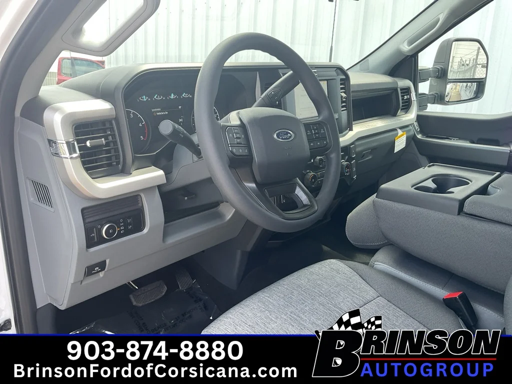 New 2026 Oxford White Ford XL image 10