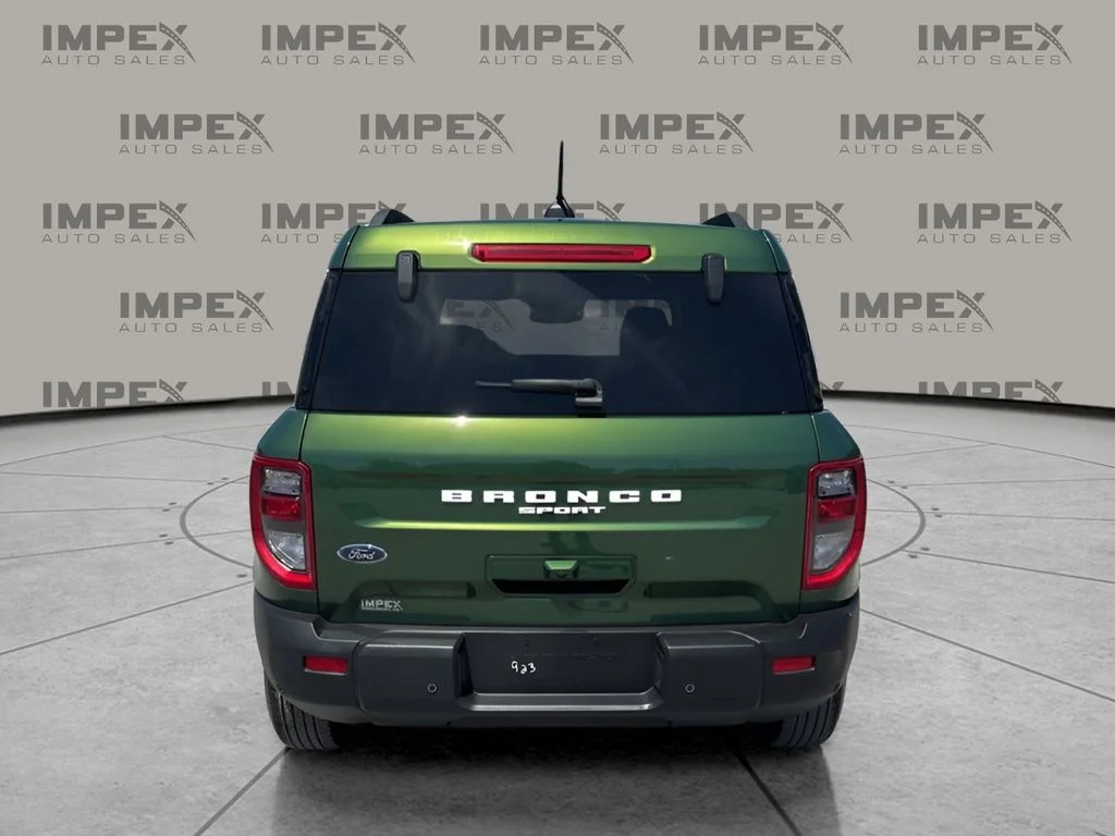Used 2025 Green Ford Big Bend image 4